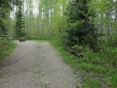 Medicine Lake Campground - AlbertaWow Campgrounds and Hikes