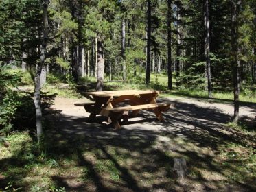 Sandy McNabb Campground - AlbertaWow Campgrounds and Hikes